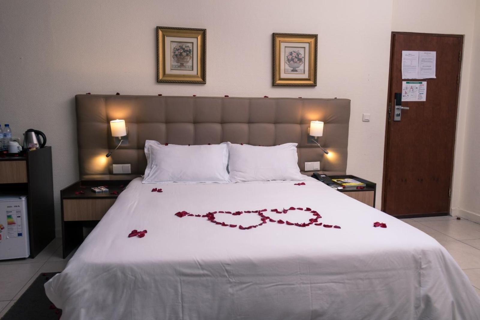 Hotel Monte Carlo มาปูโต ภายนอก รูปภาพ